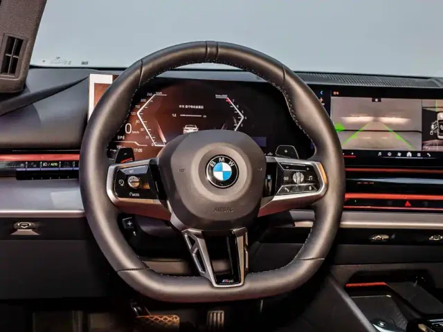 BMW 5 Series — Фото автомобиля 23