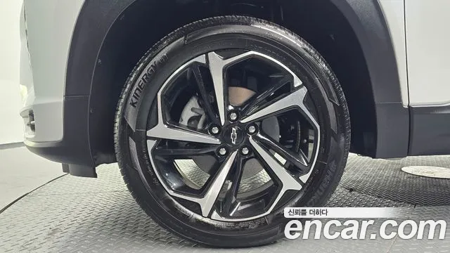 ChevroletGMDaewoo Trailblazer Trailblazer 1.3 турбо 4WD — Фото автомобиля 5