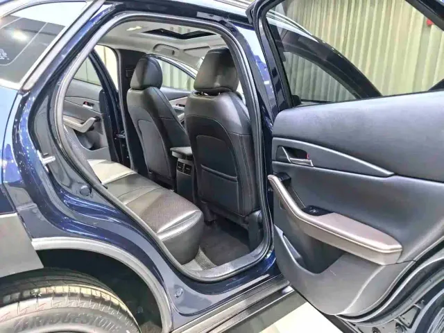 Mazda CX-30 — Фото автомобиля 8