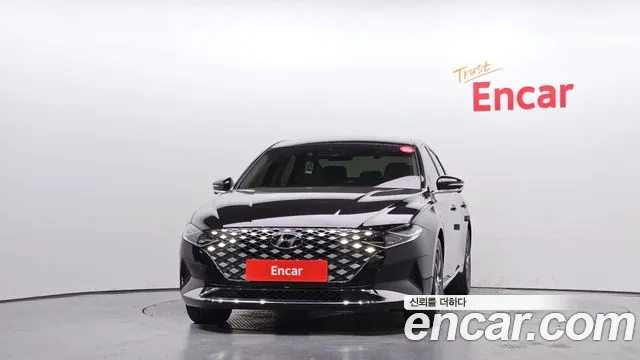 Hyundai Grandeur New — Фото автомобиля 3