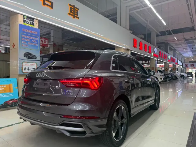 Audi Q3 — Фото автомобиля 5