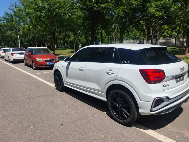 Audi Q2L — Фото автомобиля 2