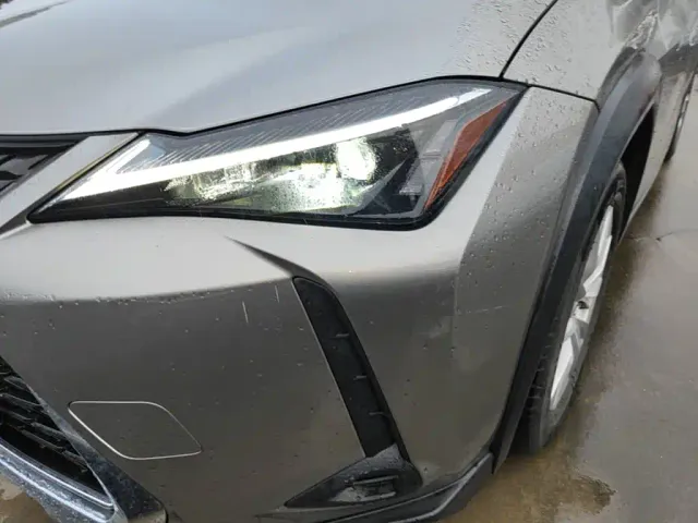 Lexus UX — Фото автомобиля 23