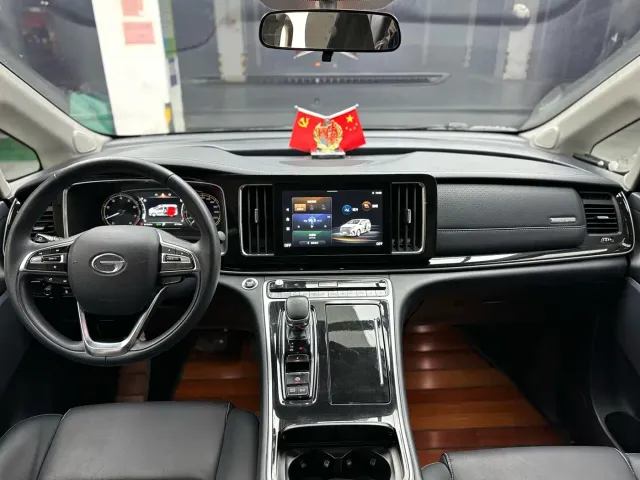 GAC Trumpchi M8 — Фото автомобиля 17