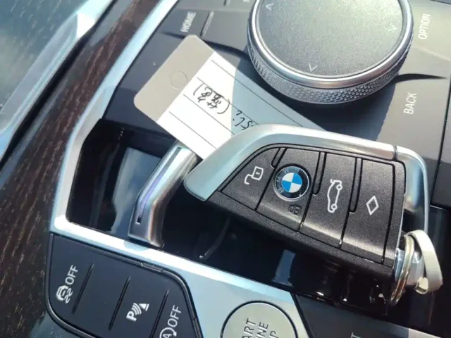 BMW 3 Series — Фото автомобиля 12