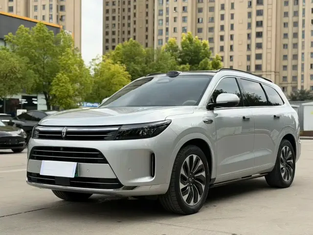 Фотография автомобиля — Aito M7