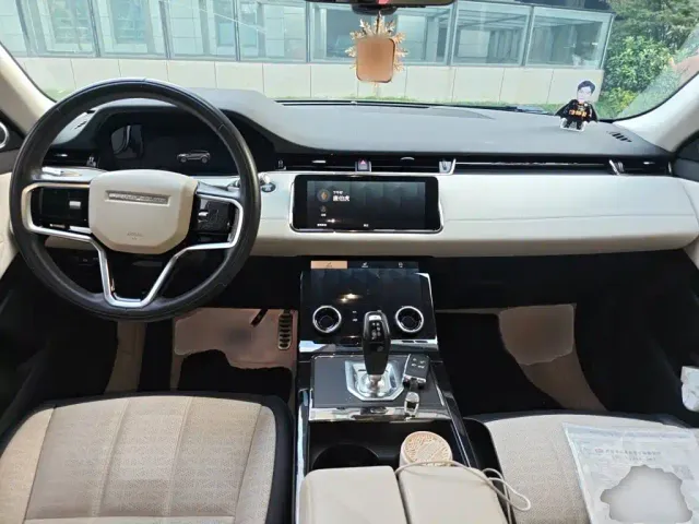 Land Rover Range Rover Evoque — Фото автомобиля 12