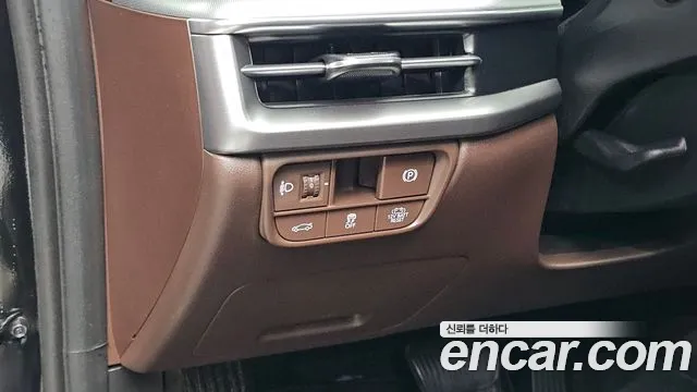 Hyundai Grandeur GN7 — Фото автомобиля 21