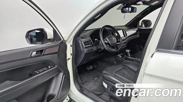 KG_Mobility_Ssangyong Rexton Новый Rexton Sport Дизель 2.2 4WD — Фото автомобиля 11