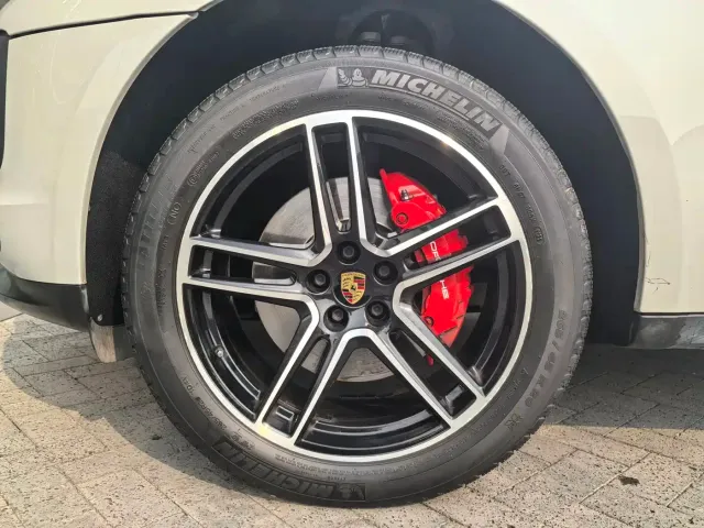 Porsche Macan 2021 Macan 2.0T — Фото автомобиля 13