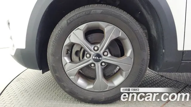 Kia Seltos — Фото автомобиля 5