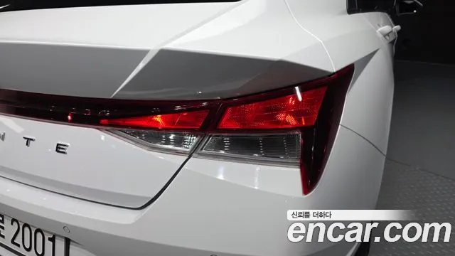 Hyundai Avante CN7 — Фото автомобиля 8