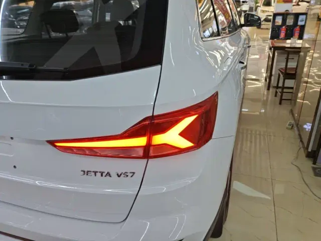 Jetta VS7 — Фото автомобиля 7