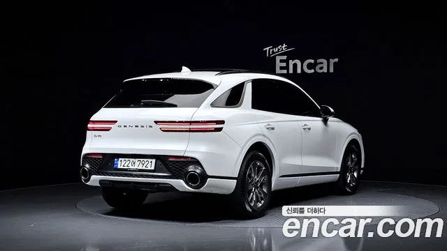 Genesis GV70 2.5T Бензин 2WD — Фото автомобиля 2