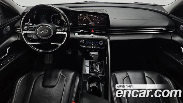 Hyundai Avante CN7 — Фото автомобиля 10