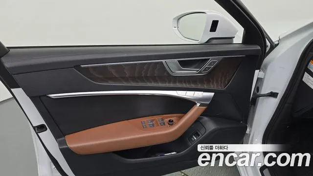Audi A6 C8 — Фото автомобиля 13