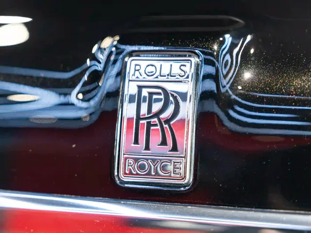 Rolls-Royce Cullinan — Фото автомобиля 12