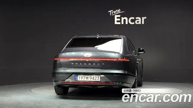Hyundai Grandeur GN7 — Фото автомобиля 4