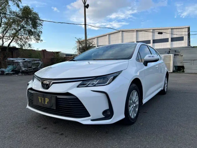Фотография автомобиля — Toyota Corolla