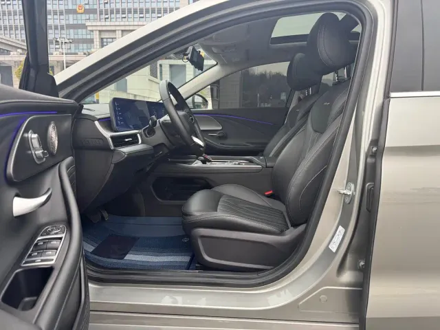 Chery Arrizo 8 — Фото автомобиля 11
