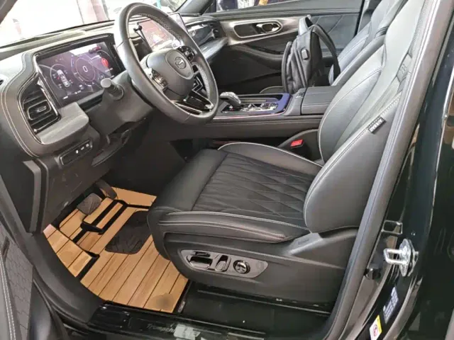 GAC Trumpchi GS8 — Фото автомобиля 14
