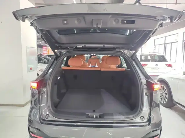 Changan CS75 Plus — Фото автомобиля 18