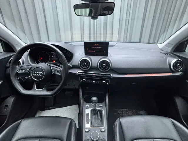 Audi Q2L — Фото автомобиля 19