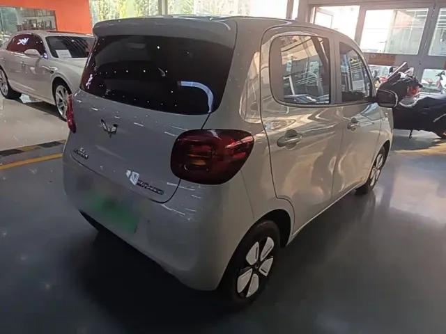 Wuling Hongguang Mini EV — Фото автомобиля 6