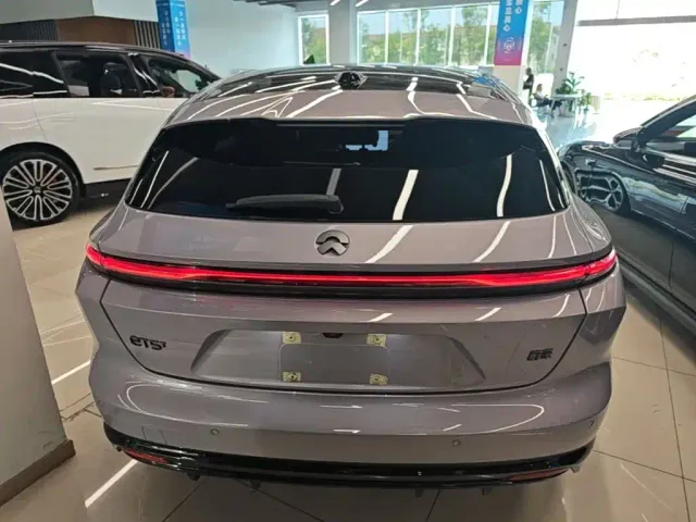 Nio ET5 Touring — Фото автомобиля 5