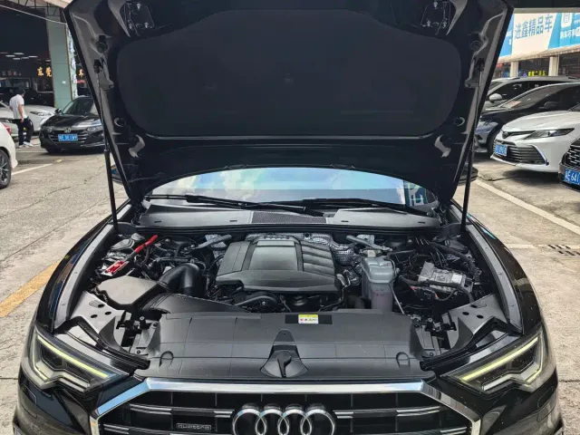 Audi A6L — Фото автомобиля 15