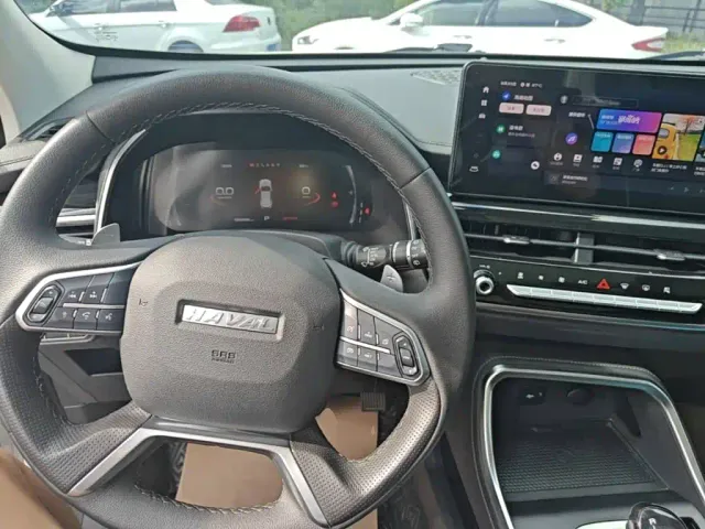 Haval H6 — Фото автомобиля 9