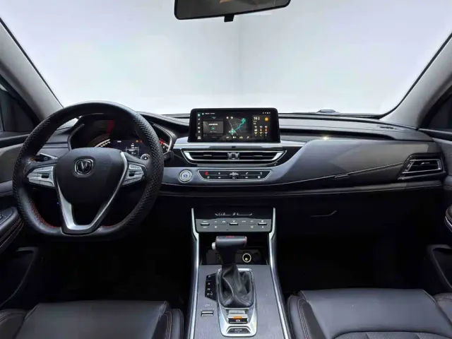 Changan CS75 — Фото автомобиля 8