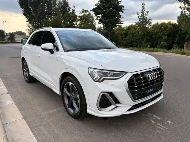 Audi Q3 — Фото автомобиля 3