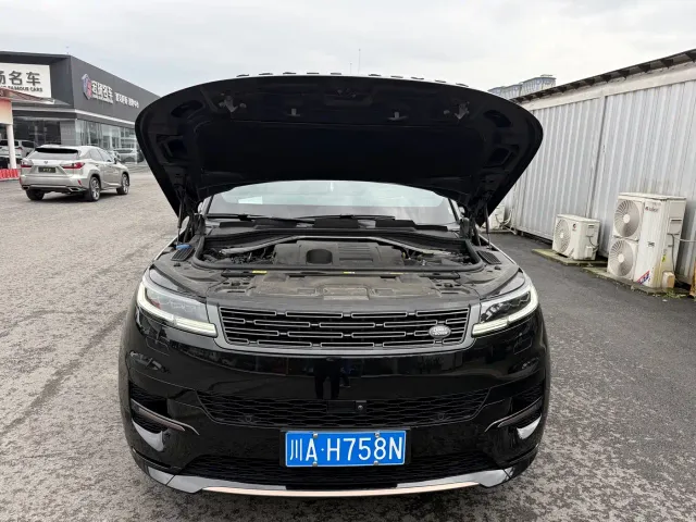 Land Rover Range Rover Sport — Фото автомобиля 15