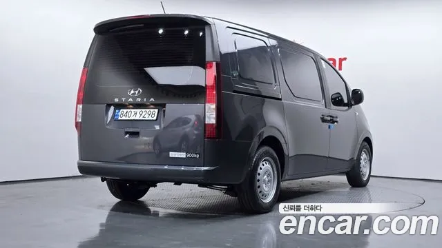Hyundai Staria Staria Карго 3 места — Фото автомобиля 2