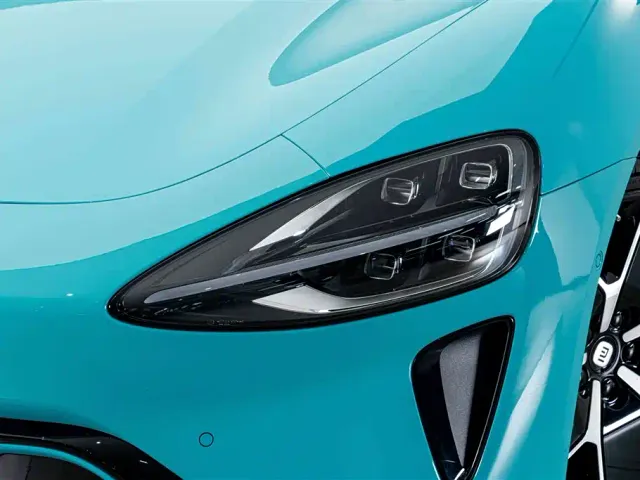 Xiaomi SU7 — Фото автомобиля 4