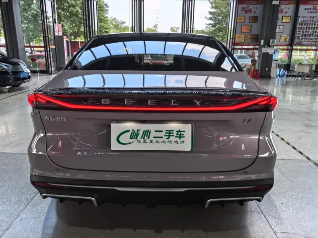 Geely Galaxy L6 — Фото автомобиля 5