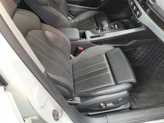 Audi A4L — Фото автомобиля 24