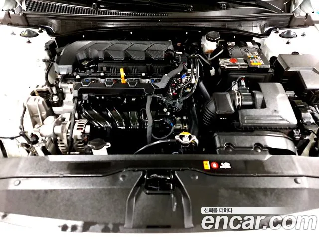 Hyundai Avante CN7 — Фото автомобиля 6