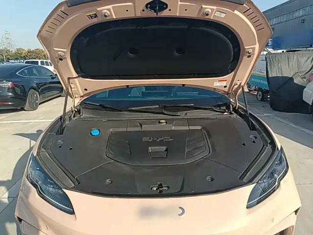 BYD Seal 06 GT — Фото автомобиля 19