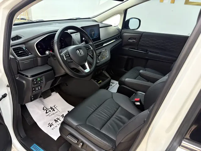 Honda Elysion — Фото автомобиля 13