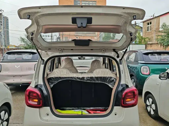 Wuling Hongguang Mini EV — Фото автомобиля 18