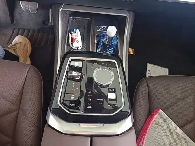 BMW 7 Series — Фото автомобиля 18
