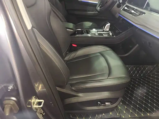 Chery Tiggo 8 — Фото автомобиля 24