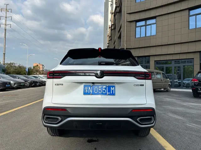 Changan CS55 Plus — Фото автомобиля 5