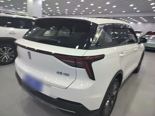 Bestune T55 — Фото автомобиля 4