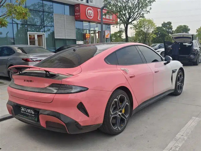 Xiaomi SU7 — Фото автомобиля 8