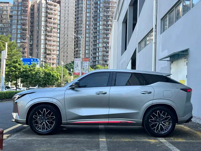 Changan Z6 — Фото автомобиля 9