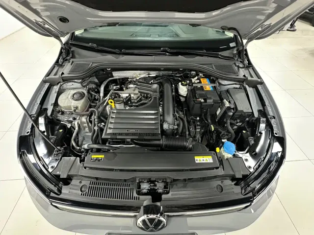 Volkswagen Golf 2023 280TSI DSG Pro — Фото автомобиля 16