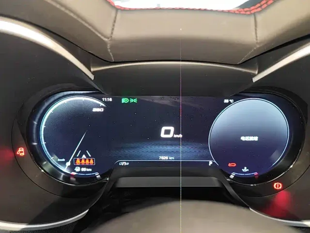 Alfa Romeo Stelvio — Фото автомобиля 11